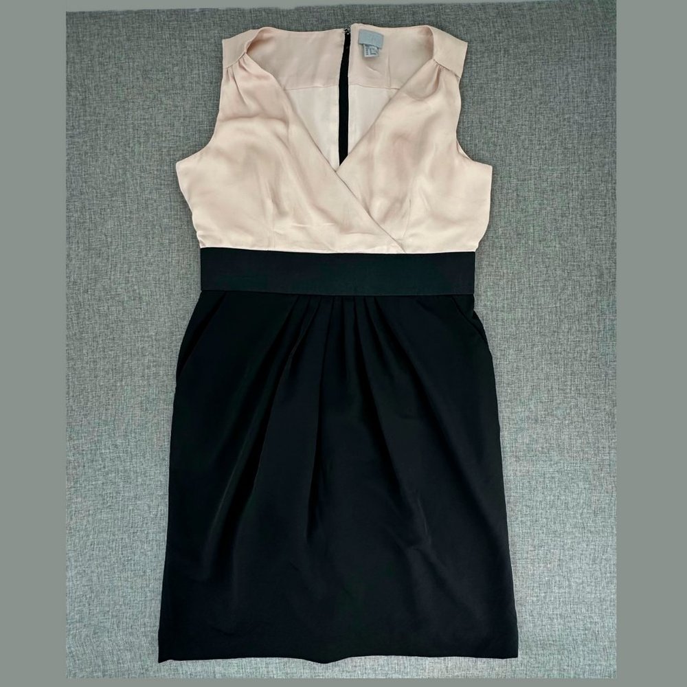 H&M Dress Cream & Black V-Neck Sleeveless Sz 12 Elastic Waist‎ Business Cocktail